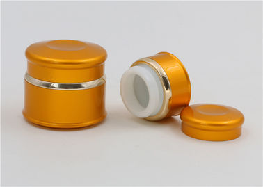 Le cosmétique en verre en aluminium cogne la couleur d'or des conteneurs 15ml 20ml 50ml